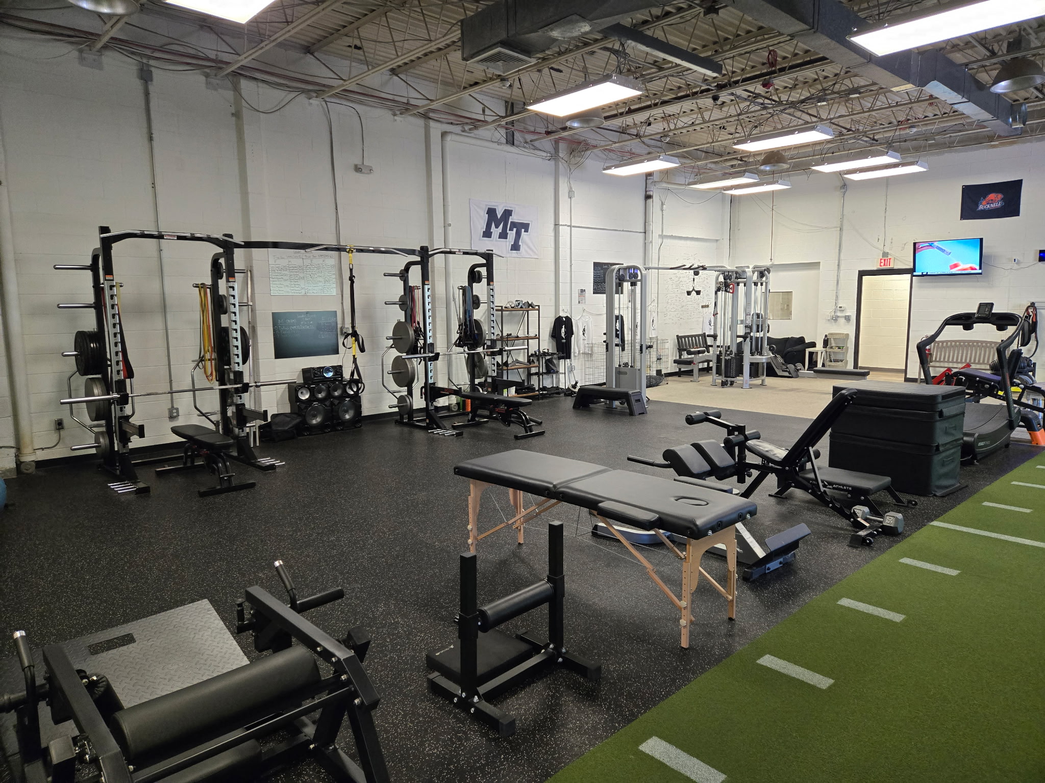 Squat racks and weight-training stations